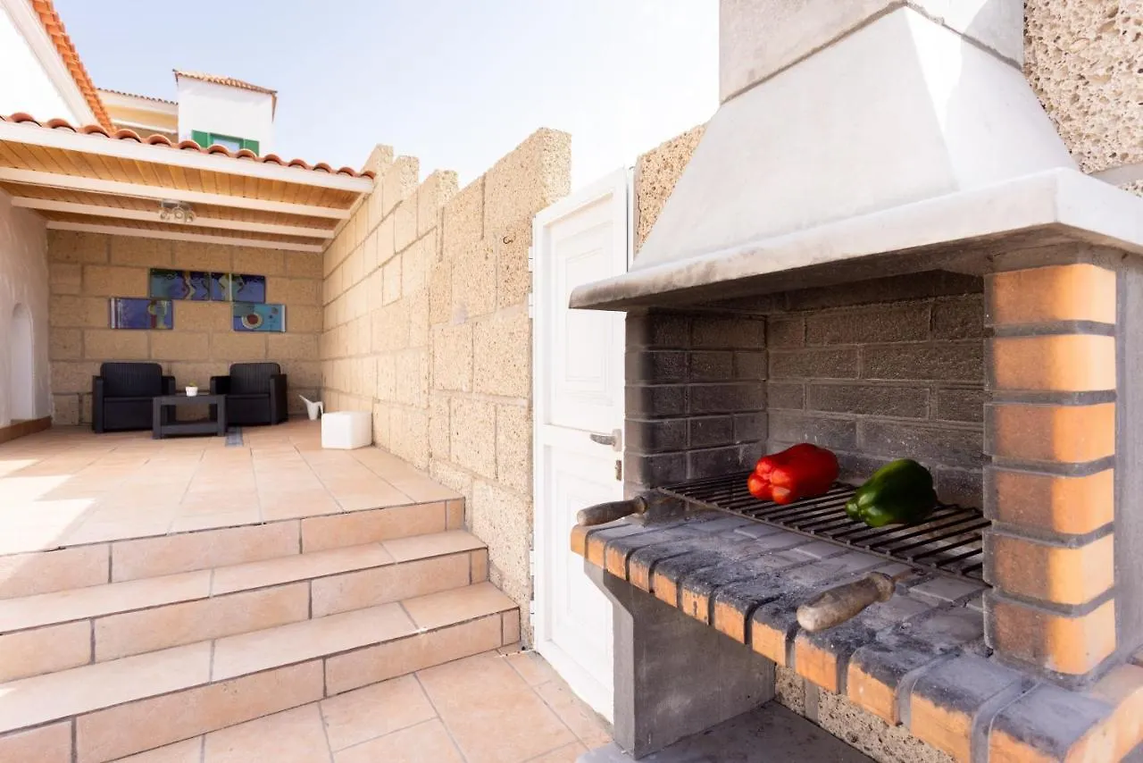Casa Higo: Ocean View Villa with Private Pool and Family-Friendly Amenities Poris de Abona